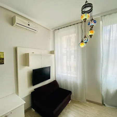 New Generation Center Albergue Istambul
